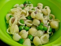 Quick Pasta Recipe for Baby: Mini Pasta Shells with Peas