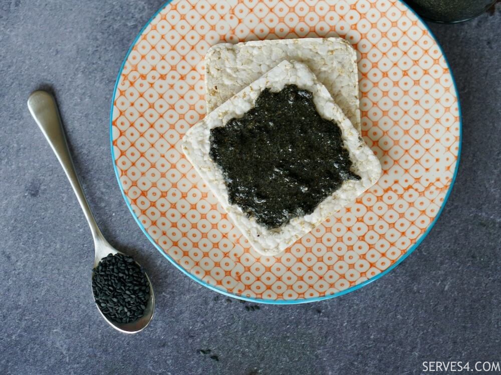 Black Sesame Paste on Rice Cake
