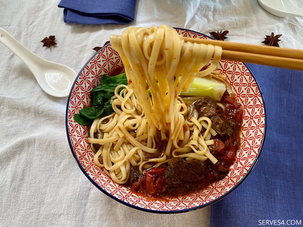 Instant Pot Red Braised Beef Noodle Soup (红烧牛肉面)