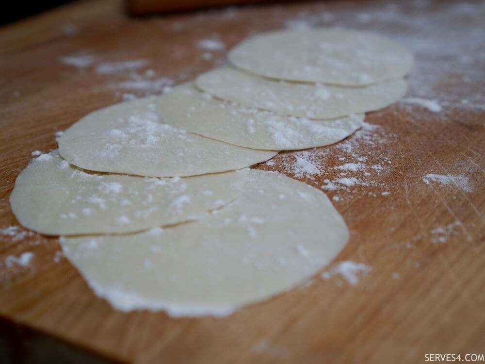 Homemade Dumpling Wrappers (饺子皮)