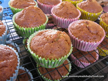 Home Made Cake: Banana Honey and Cinnamon Cupcakes