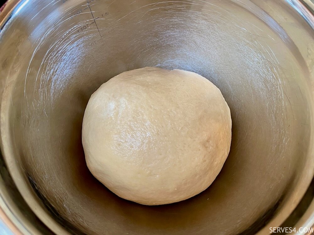 Making black sesame buns