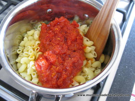 Quick Pasta Recipe for Baby: Cheesy Pasta Arrabbiata