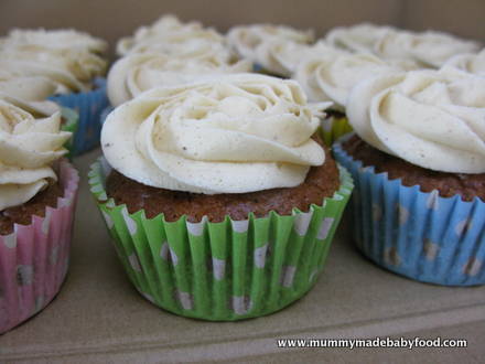 Banana Honey and Cinnamon Cupcakes