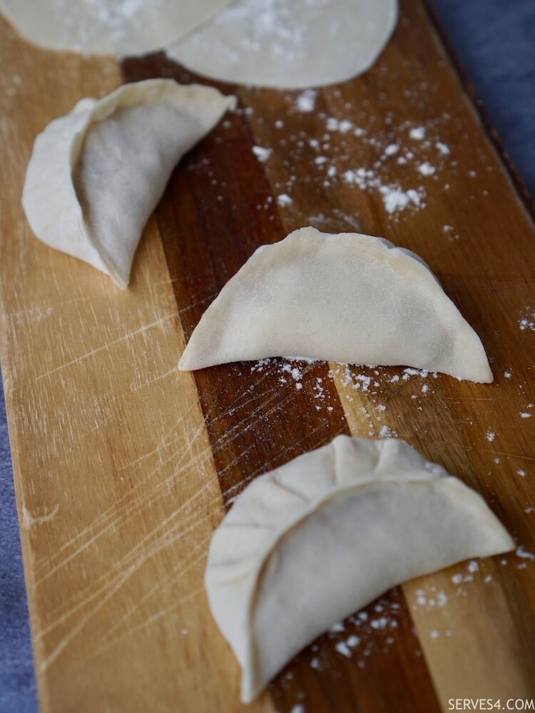 How to Make Chinese Dumplings (水饺)