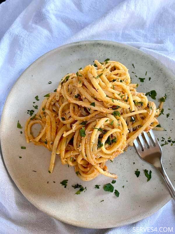 Linguine with Crab