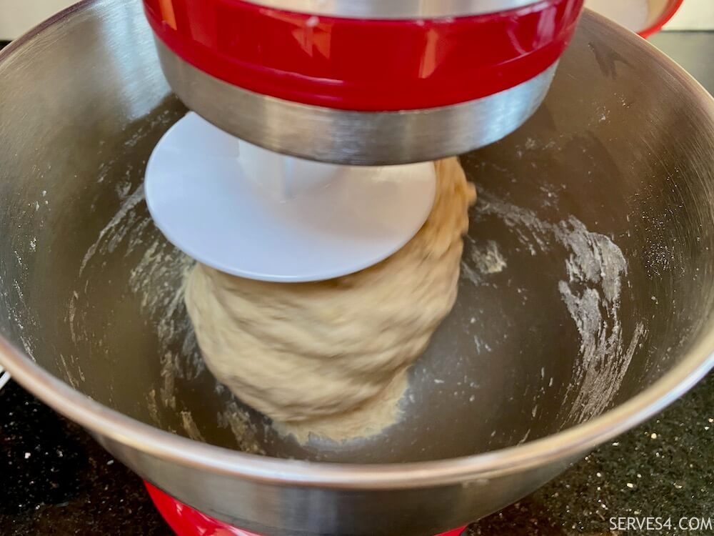 Making black sesame buns